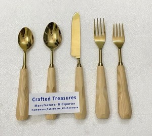 Ensemble de couverts élégants, finition miroir, avec poignées en résine, acier inoxydable, design européen, durable, vaisselle de mariage, vaisselle de table - Product Image 2