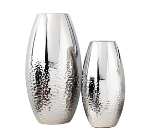 Ensemble de 3 vases décoratifs ronds faits à la main en verre mosaïque doré pour présentation florale glamour - Product Image 5