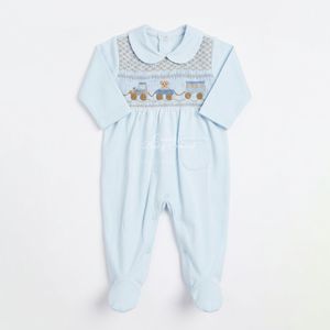 Combinaison Smocked Violette en Coton Premium à Manches Longues avec Pieds Intégrés pour Bébé Fille – Conception Personnalisée, Smocking Fait Main, Pyjama Bébé - Product Image 4
