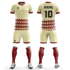 Tenues de football personnalisées authentiques par sublimation – Nouveau style saisonnière – Maillots de football pour jeunes – Uniformes d'entraînement de football – Prix - Product Image 3