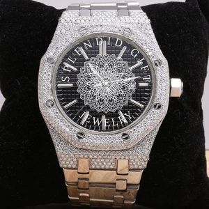 Splendide montre de luxe avec diamants, boîtier rond de 42 mm, mouvement à quartz analogique, bracelet en argent, mouvement ETA, résistance à l'eau 10 m - Product Image 6