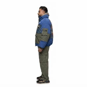 Blouson matelassé surdimensionné personnalisable pour homme en nylon recyclé, style streetwear épais, fermeture éclair, patchwork, OEM, hiver - Product Image 3