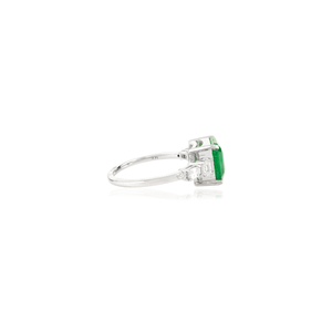 Anillo de Diseño Exquisito en Oro Blanco de 14K con Esmeralda Zambiana de Corte Octogonal de 8.5x9.5mm y Diamantes, Joyería Personalizada - Product Image 5