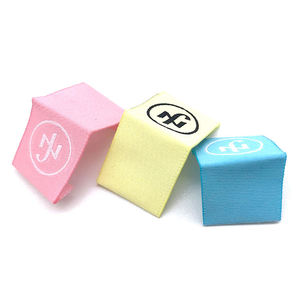 Étiquette de bordure de t-shirt OEM 2026 personnalisée, étiquette souple pour poignets, étiquettes tissées découpées au laser en rouleau pour vêtements - Product Image 2