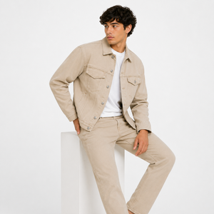 Chaqueta vaquera versátil para hombre que ofrece un estilo clásico, tela resistente y un uso cómodo, lo que la convierte en ideal para salidas informales. - Product Image 6