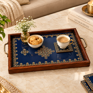 Elegante Bandeja de Servir Moderna de Madera Natural Esmaltada |   Plato Rectangular con Asas, Diseño Geométrico Azul Marino y Dorado, para Café, Té y Comida - Product Image 2