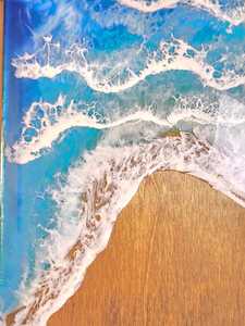 Plateau en bois en résine époxy design, motif océan artistique, fait main, personnalisable (couleur, logo), plateau décoratif pour la salle à manger - Product Image 4