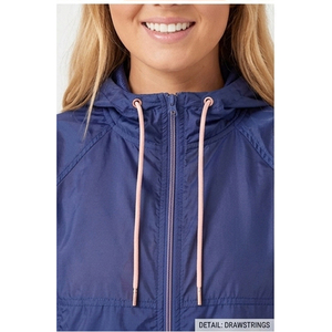 Ensemble de vêtements de sport pour femmes, léger et personnalisé, haut court à capuche respirant et veste coupe-vent avec short - Product Image 4