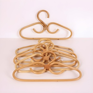 Cintres en rotin faits à la main, cintres pour manteaux et pantalons, accessoires de qualité supérieure pour l'organisation des vêtements - Product Image 1