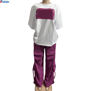 Conjunto de Dos Piezas Personalizado de Alta Calidad, Camiseta de Manga Corta Informal para Mujer, Tejido Transpirable de Peso Medio, Ecológico, y Pantalones Cargo - Product Image 1