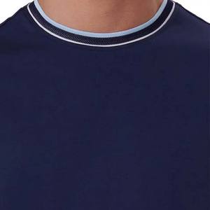 Camiseta de Cuello en V para Hombre, 100% Algodón de Alta Calidad, Secado Rápido, Logotipo Personalizable, Diseño Sólido, 180 Gramos, Impresión Serigrafiada, Tejido de Punto - Product Image 5