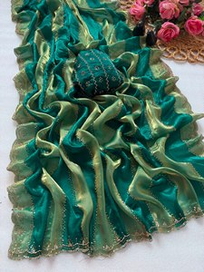 Sari de Seda Verde Reglance con Bordado Jarkhan y Ribete Calado, Traje Tradicional Indio para Bodas, para Mujer, Sin Arrugas, de Secado Rápido - Product Image 2