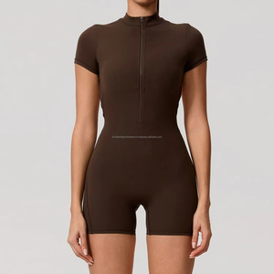 Combinaison de yoga à col zippé, taille haute, couleur unie, vêtements de sport pour femmes, manches courtes, shorts, extensible dans quatre directions - Product Image 2