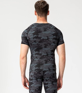 Camisetas de Compresión Personalizadas, Ropa Deportiva Transpirable para Gimnasio, Fabricación OEM, Exportación a Pakistán - Product Image 4
