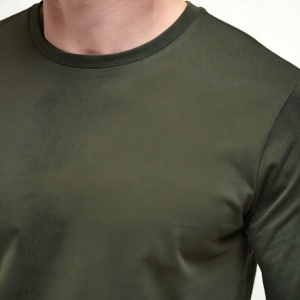 เสื้อยืดคอกลมแขนยาวสีเทาอ่อนสำหรับผู้ชาย มีกระเป๋าหน้าอก ผ้าฝ้ายผสมระบายอากาศได้ดี สวมใส่สบาย ทรงเข้ารูป แฟชั่นลำลองสำหรับทุกวัน - Product Image 5