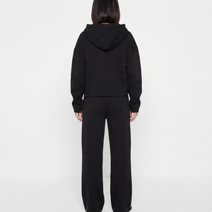 Conjunto de 2 piezas de ropa urbana de invierno para mujer, talla grande, 100% algodón, negro y blanco, con logotipo bordado en encaje, sudadera con capucha y cremallera, y pantalones deportivos de pierna ancha. - Product Image 5