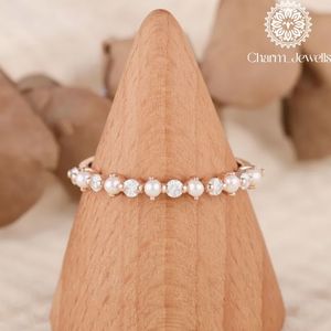 แหวนผู้หญิงชุบทองคำสีกุหลาบประดับเพชรโมอิสซาไนต์ทรงคลาสสิกจาก Charm_Jewells รับรองโดย IGI น้ำหนัก 3 กรัม - Product Image 1