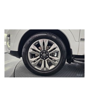 2020 for Kia Mohave Diesel 3.0 4WD 6-Seater with Leather Seats Automatic Gear Box 122,670 km Left Steering - Product Image 5