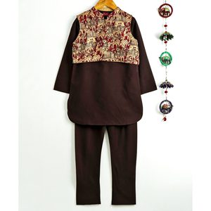 Boys Full Sleeves Black Kurta & Pyjama Jacket Solid Polyester Muslim Thawb Thobes Customizable for Eid Ramadan One Size Fits All - Product Image 1