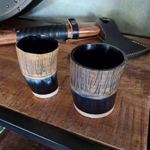 Taza Hecha a Mano de Cuerno de Búfalo |   Jarra Vikinga Natural de Cuerno de Buey para Cerveza, Vino y Sidra |   Jarra Medieval Hecha a Mano para Regalo de Bar - Product Image 4