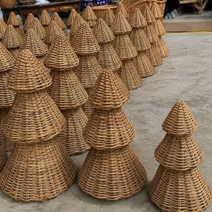 ต้นคริสต์มาสหวายคุณภาพสูง งานฝีมือเวียดนาม เป็นมิตรกับสิ่งแวดล้อม ของตกแต่งวันหยุด ผู้ส่งออก ของขวัญคริสต์มาส 2026 - Product Image 1