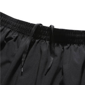 กางเกงขาสั้นออกกำลังกายสำหรับผู้ชาย แบบเรียบง่าย เหมาะสำหรับวิ่งในฤดูร้อน ฟิตเนส และกีฬาต่างๆ สามารถสั่งทำได้ - Product Image 2