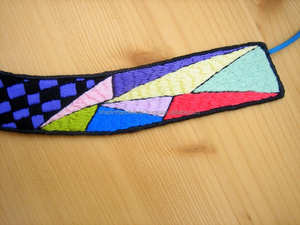 Collar bordado con cuentas de diseñador Pieza hecha a mano llamativa con cuentas de vidrio para eventos nupciales y regalos elegantes - Product Image 3