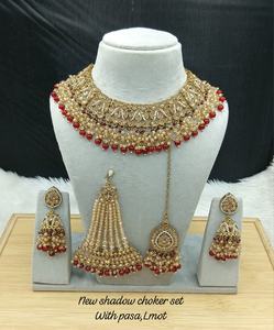 Conjunto nupcial étnico de perlas y Kundan de aleación blanca real, gargantilla chapada en oro pesado, hecho a mano, regalo para compromiso, boda, aniversario o fiesta. - Product Image 1