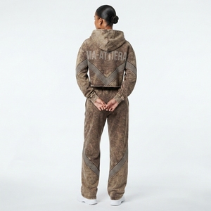 Conjunto de chándal de dos piezas para mujer: Sudadera con capucha corta con cremallera y panel de pedrería con lavado ácido y pantalones de chándal de pierna ancha - Product Image 2