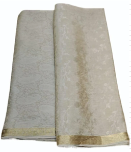 Tissu en crêpe doux et froissé pour la création de mode et les vêtements ethniques - Product Image 1