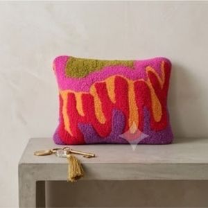 Bohemian Knitted Rectangle Cushion Cover Abstract Geometric Pattern Handmade Wool Acrylic Home Decor Pillow Case at Wholesale - Product Image 6