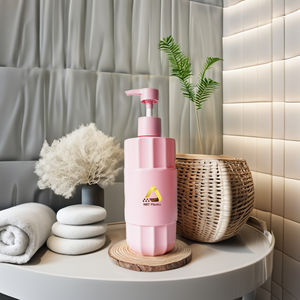 Bouteille en plastique PET personnalisée de 800ml pour cosmétiques Emballage rechargeable pour shampooing et gel douche - Product Image 1