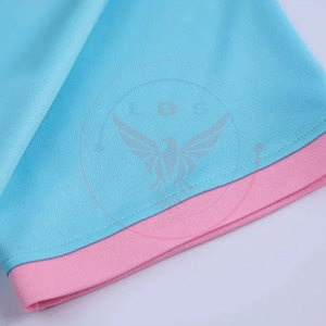 Nouvel ensemble d'uniformes de football deux pièces respirant, faible MOQ, couleur et logo personnalisables, pour équipes unisexes - Product Image 4