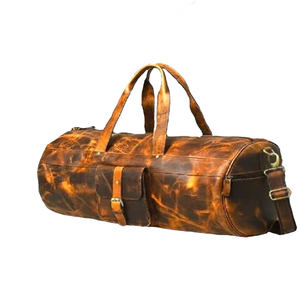 Bolsa de viaje impermeable para hombre y mujer, de cuero, grande, tipo duffel, de lujo, para fin de semana, con logo personalizado. - Product Image 2