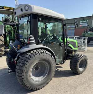 รถแทรกเตอร์การเกษตร Deutz-Fahr 5070 D อันทรงพลัง พร้อมเครื่องยนต์ที่แข็งแกร่ง โครงสร้างที่ทนทาน และประสิทธิภาพการทำงานในทุกสภาพพื้นที่ที่ยอดเยี่ยม - Product Image 6