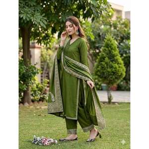 NUEVO DISEÑO ESPECIAL PARA EID, Conjunto de Traje Salwar Kameez Moderno de 3 Piezas con Bordado Intenso para Fiesta o Boda - Product Image 1