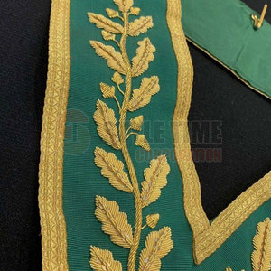 Collettes d'uniforme de style traditionnel offrant un design élégant et des collettes d'uniforme durables pour les tenues cérémonielles - Product Image 5