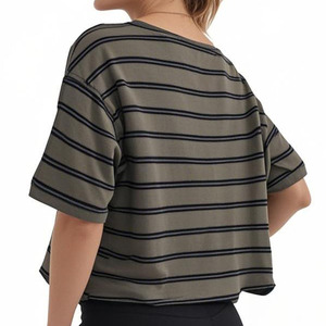 T-shirt décontracté uni à col rond en coton et polyester pour femme, manches courtes, coupe courte, collection 2026 – Vente en gros - Product Image 4