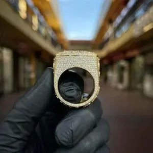 Anillo de Compromiso Personalizado para Mujer con Moissanita Real de Corte Redondo de 4 Quilates, Plata de Ley 925, Chapado en Oro Amarillo de 14K - Product Image 1