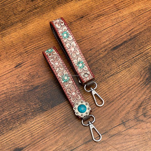 2025 usine prix de gros lanière en cuir usiné à la main Turquoise pierre Concho bracelet bracelet à la mode mousqueton porte-clés - Product Image 5