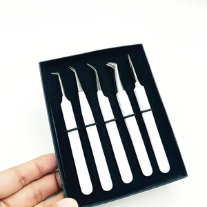 Pince à épiler antistatique en acier inoxydable à pointe incurvée pour le modelage des sourcils et des cils - Product Image 2