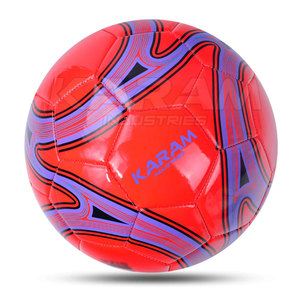 Ballon de football en matériau durable, design personnalisé imprimé, léger, prix raisonnable, pour l'entraînement, fabriqué au Pakistan - Product Image 4