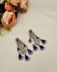 Pendientes elegantes al por mayor con circonita cúbica en forma de lágrima, pendientes de diseñador, joyería étnica india, pendientes para fiestas para mujeres - Product Image 2
