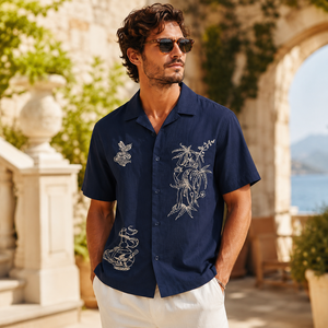 Elegante Camisa Casual de Verano para Hombre, de Popelina de Algodón con Bordado Floral, Manga Corta y Diseño de Líneas Blancas - Product Image 1