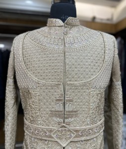 Sherwani de haute qualité multicolore pour hommes, vêtement traditionnel culturel, broderie complexe, élégant manteau long ethnique - Product Image 5