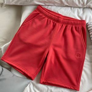 Short en polyester 100% coton pour hommes OEM, confortable, ceinture élastique, couleur unie, logo personnalisé de grande taille pour la course à pied - Product Image 2