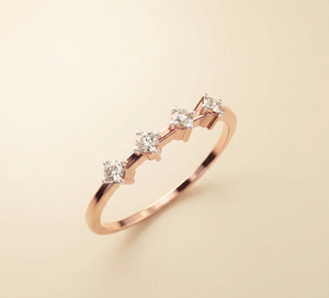 Elegante Anillo de Diamantes con Diseño de Hoja para Mujer, Oro de 18K, Anillo de Diamantes con Corte Marquesa de 0.35 Ct en Oro - Product Image 1