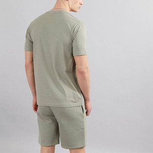 Ensemble de salon léger pour les vacances, tailles ajustables, personnalisation de la marque, tenue de détente moderne pour l'été, production multi-tailles sur mesure - Product Image 5