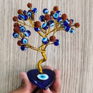 Fabriqué à la main bleu turc mauvais œil arbre avec des perles de Rudraksha sur la plaque de coeur bonne chance charme sagesse stabilité Fengshui Kavach - Product Image 2