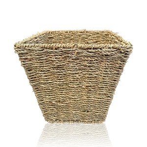 <b>Square</b>-shaped seagrass <b>basket</b> for storing odds and ends Handmade <b>Storage</b> <b>Basket</b> Wholesale eco-friendly Made in Viet Nam - Product Image 1